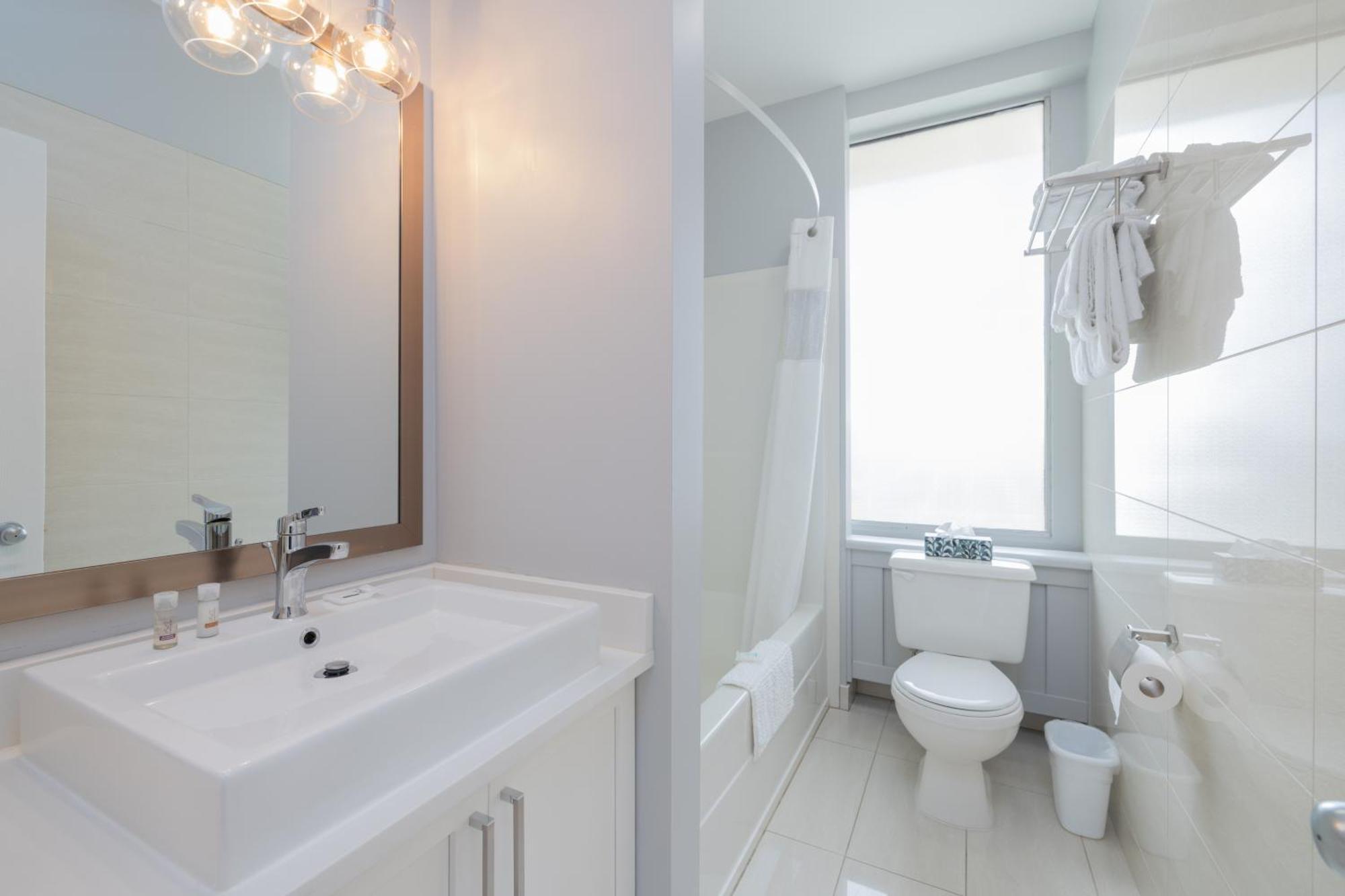 Obasa Suites @ The Hamilton Regina Bagian luar foto
